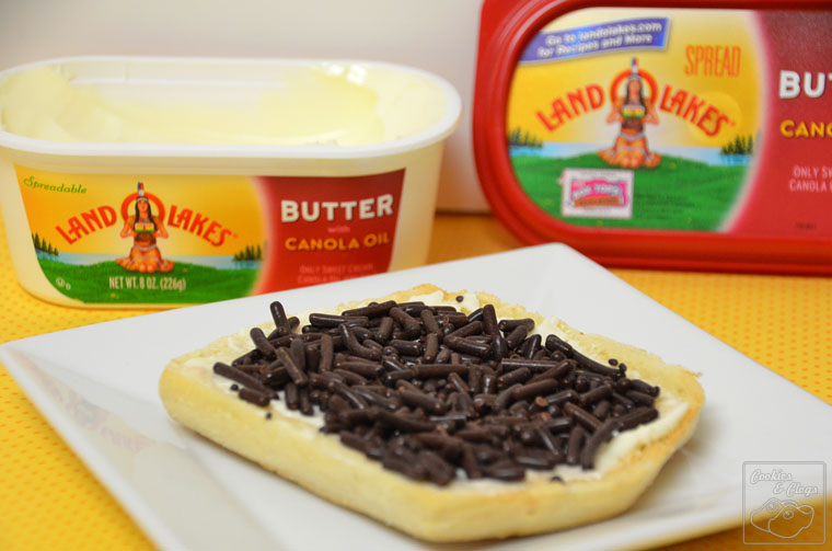 Land O Lakes with Canola Oil Chocolate Sprinkles / Hagelslag