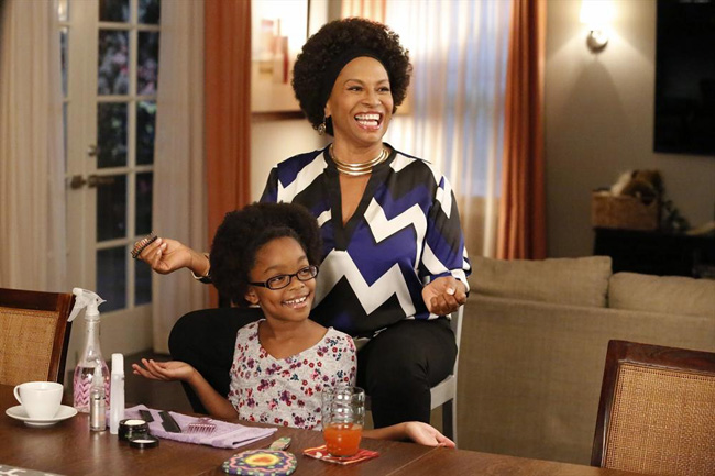 Behind-the-Scenes Set Tour of black-ish, family comedy tv sitcom on ABC