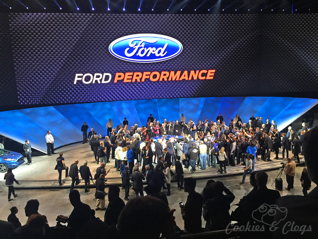 Ford F-150 Raptor, Shelby GT350R, & GT at 2015 NAIAS