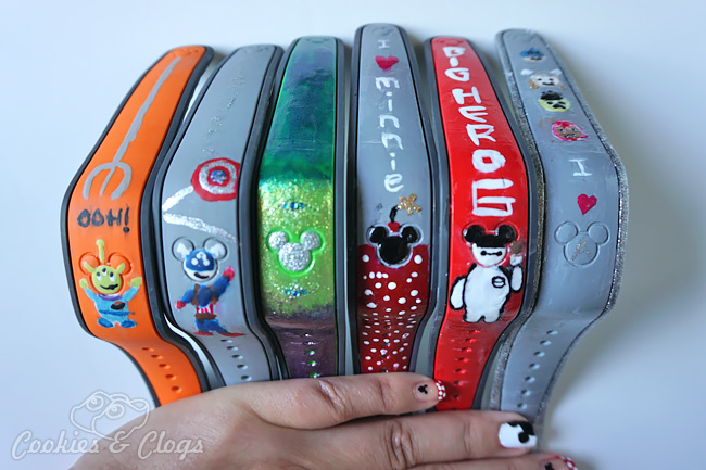 Travel | Travel Tips | Craft | DIY | Use these tips on how to customize your Magic Bands for Walt Disney World. You can simply use polish or order decals. The third point is really important.