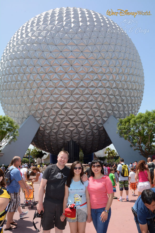 Walt Disney World | Family Travel |Epcot | 2015 Disney Social Media Moms Celebration made our family vacation so special and provided valuable blogging tips.