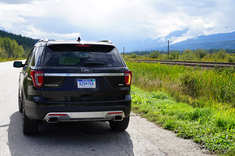 Travel | Cars | To test out the new 2016 Ford Explorer Platinum, I drove from Kamloops to Banff to Calgary in Canada for the Platinum Adventure Tour. Follow #ExploreMore . Canadian railroad tracks