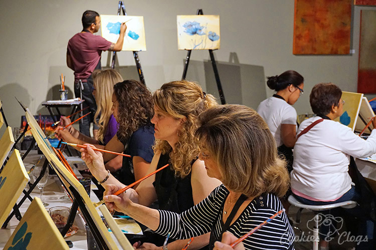 San Francisco Bay Area | Create, Mix & Mingle is a paint and wine / paint and sip studio in San Mateo California. There is also a separate space for painting and mixed media classes and private events for kids and families.