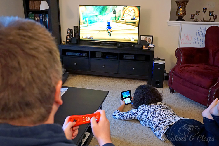 Video Games | Technology | As a new Nintendo Ambassador, I’m excited to share with you reviews on the Wii U, Wii U games like Mario Kart 8, and Nintendo 3DS games! These are great family video games for kids, tweens, teens, and adults!
