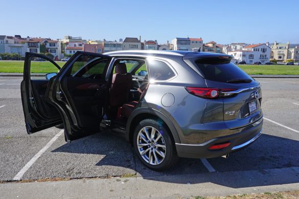 Cookies & Clogs | Travel | Hotels | During the J-POP Summit 2016 event with Mazda, my family and I were able to explore Japantown in San Francisco, CA and some of the Japanese culture. We test drove the 2016 Mazda CX-9 — see how it did on the city hills.