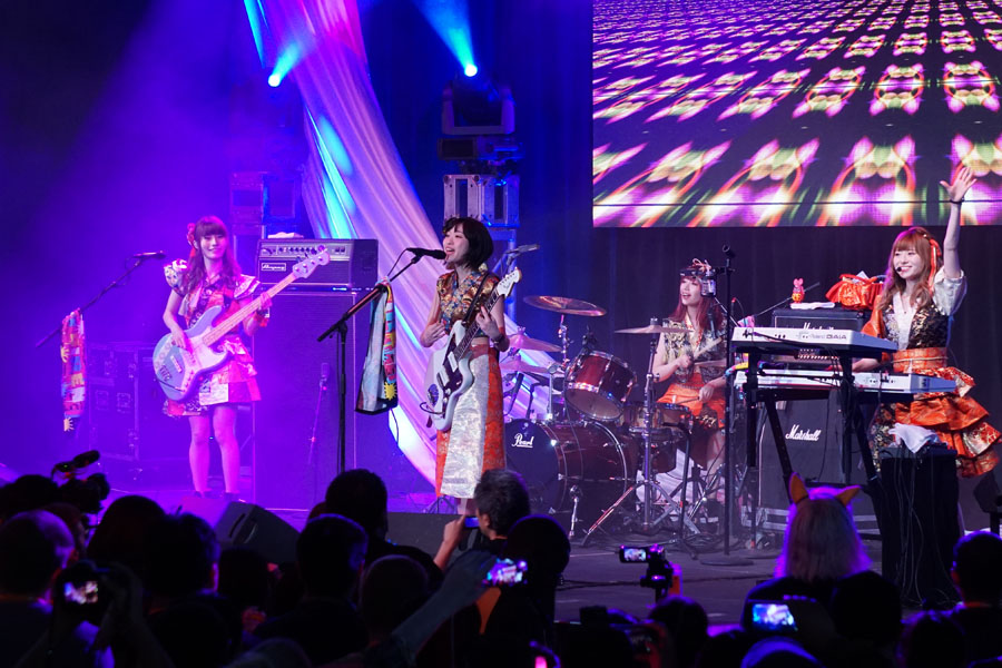 Cookies & Clogs | Entertainment | My family and I attended J-POP Summit 2016 at the Fort Mason Center in San Francisco, CA as a guest of Mazda. See what the event is all about how it's so much fun for families and fans of Japanese music, including a concert video clip. Silent Siren