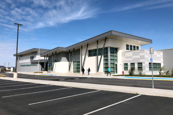 New houses in Mountain House CA — Hanson Elementary School tour