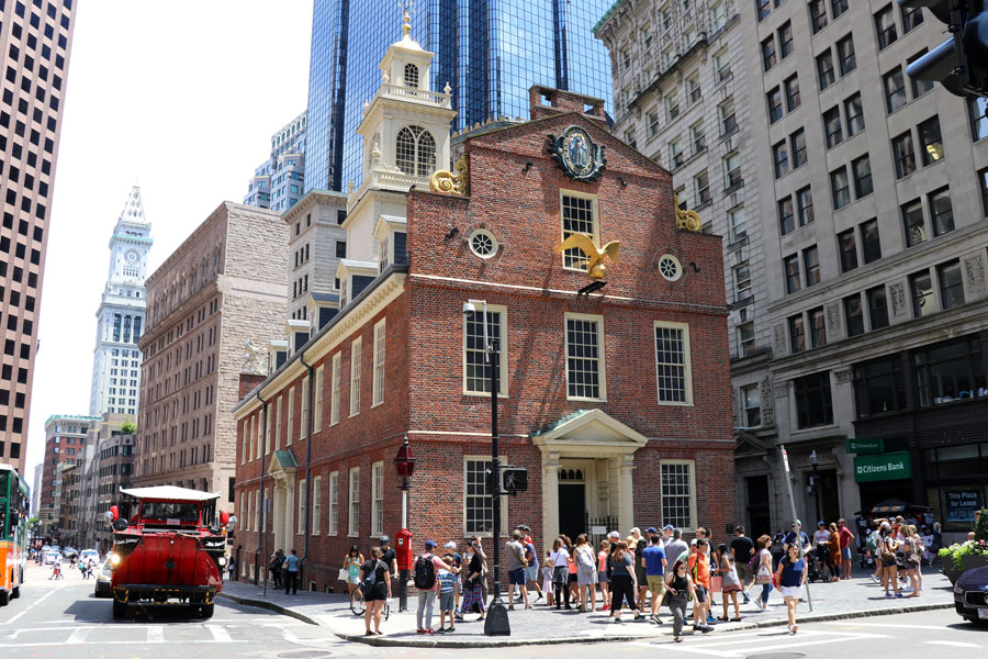 Family travel tips for visiting the Boston Freedom Trail in Boston, Massachusetts with historic sites - Old state house