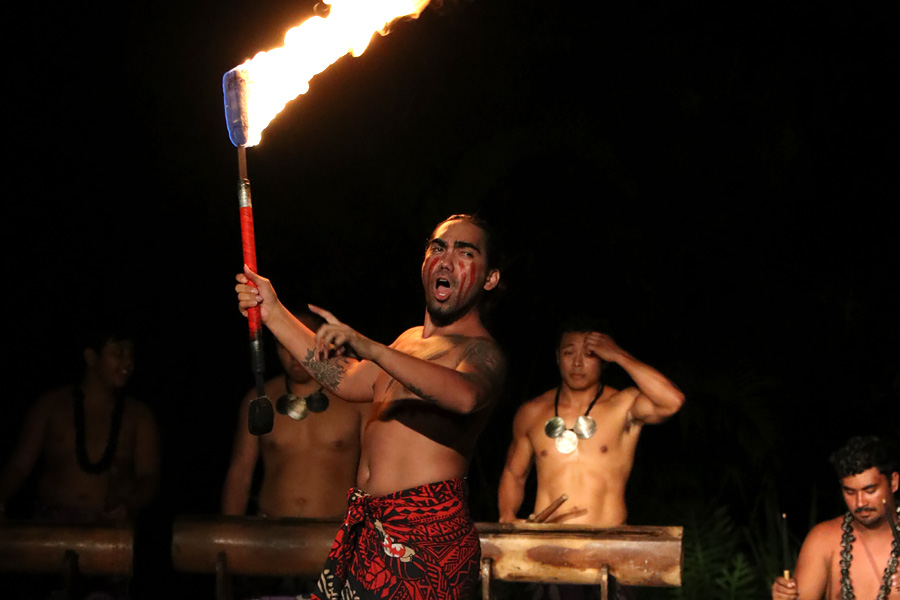 Smith Family Garden Luau / Hawaiian Luau in Kauai Hawaii Samoan Fire Knife Dance